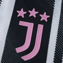 camisa juventus 2025, juventus versão jogador, camisa titular juventus, uniforme juventus 2025/26, camisa bianconera, futebol italiano, serie a, juventus fc, camisa masculina juventus, juventus primeira linha

