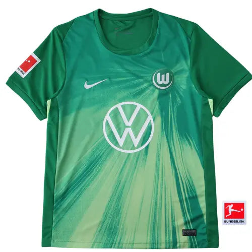camisa wolfsburg, wolfsburg 2025, camisa 2025/26, uniforme titular wolfsburg, camisa verde wolfsburg, camisa futebol alemão, wolfsburg torcedor, camisa masculina, camisa time europa, bundesliga 2025

