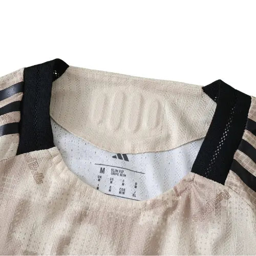 Camisa New York Red Bulls II 2025 2026 versão jogador, uniforme reserva com escudo em TPU, modelo profissional da MLS, camisa alternativa Red Bulls performance

