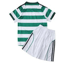 Kit infantil Celtic 2025 2026, camisa listrada verde e branca com escudo bordado, uniforme infantil do Celtic FC, camisa escocesa para crianças, modelo atualizado 25/26

