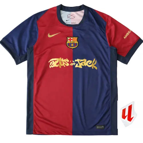 camisa barcelona travis scott, barcelona 2024 2025, camisa collab travis scott, camisa edição limitada barcelona, uniforme barça 24/25, camisa barcelona rapper, camisa barça streetwear, manto barcelona travis scott

