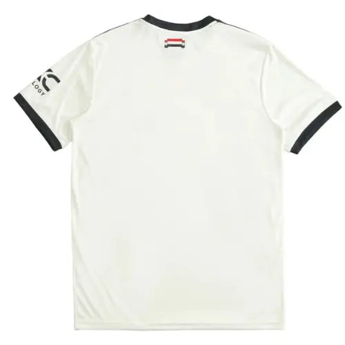 camisa manchester united 2024, camisa torcedor united, terceiro uniforme manchester, escudo red devils, uniforme alternativo united, futebol inglês

