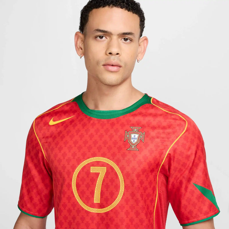 Camiseta del Retrô Portugal I 2004
