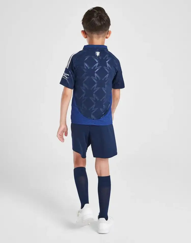 Conjunto Infantil Con Calcetines II Manchester United 2024/2025