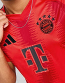 Camiseta del Bayern de Munique I 2024/2025