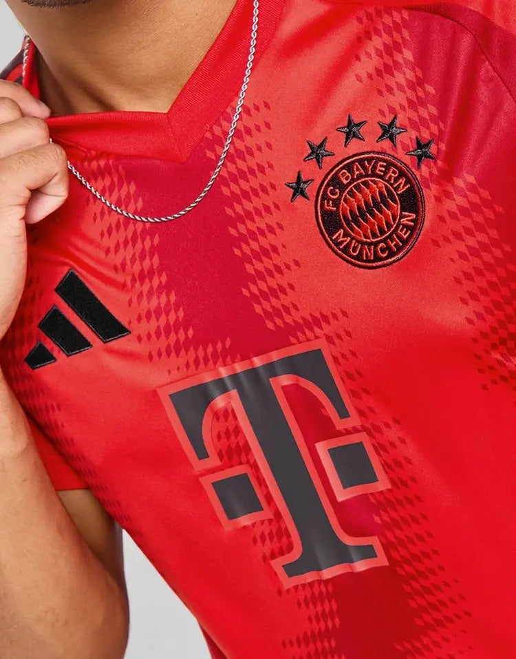 Camiseta del Bayern de Munique I 2024/2025
